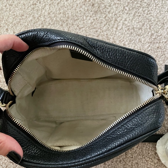 Gucci Soho Disco Crossbody - Picture 12 of 16